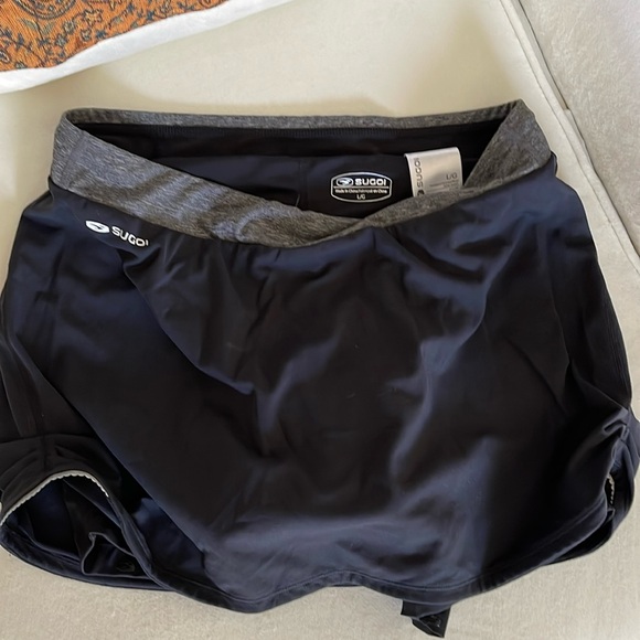 SUGOI CYCLING SKORT/SKIRT/PADDED SHORT, Women’s Large - Picture 2 of 14
